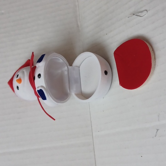 4/$30 Snowman Jewelry Box (Missing Pom Pom) - Picture 7 of 7